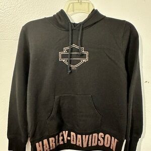Women’s Harley Davidson hoodie in black size large